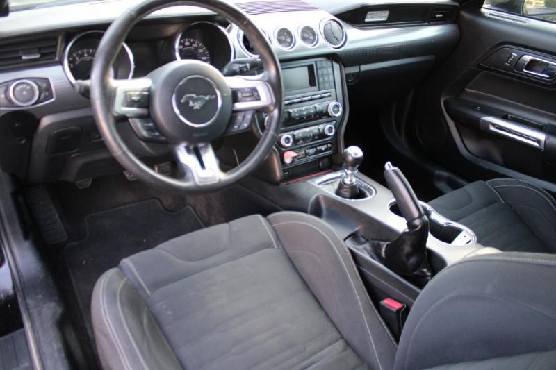 Ford Mustang EcoBoost Coupe 2016