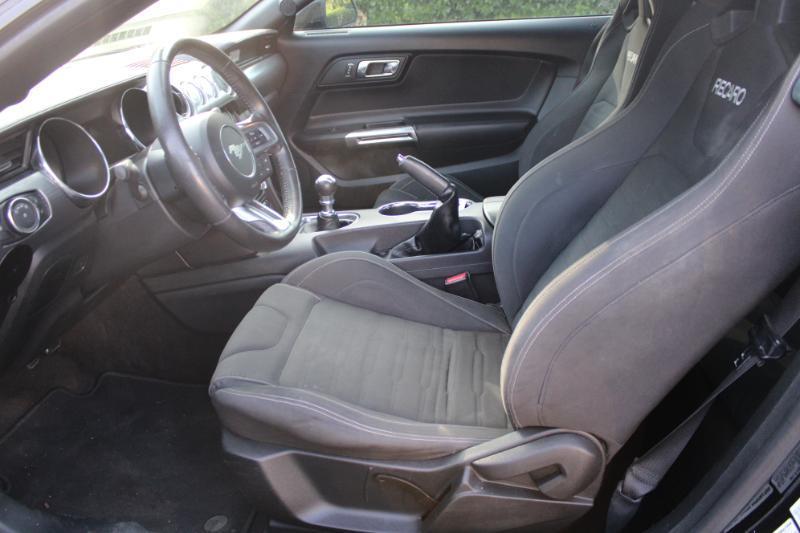 Ford Mustang EcoBoost Coupe 2016