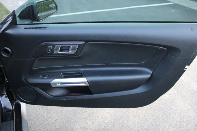 Ford Mustang EcoBoost Coupe 2016