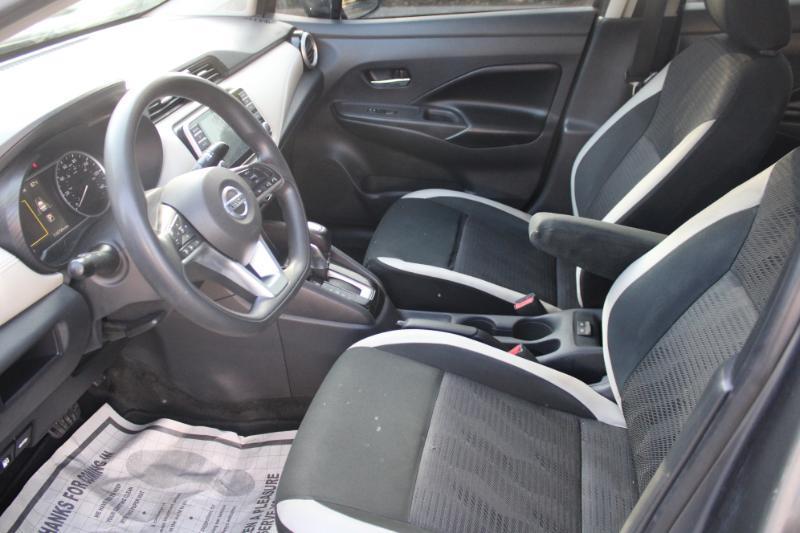 Nissan Versa SV 2020