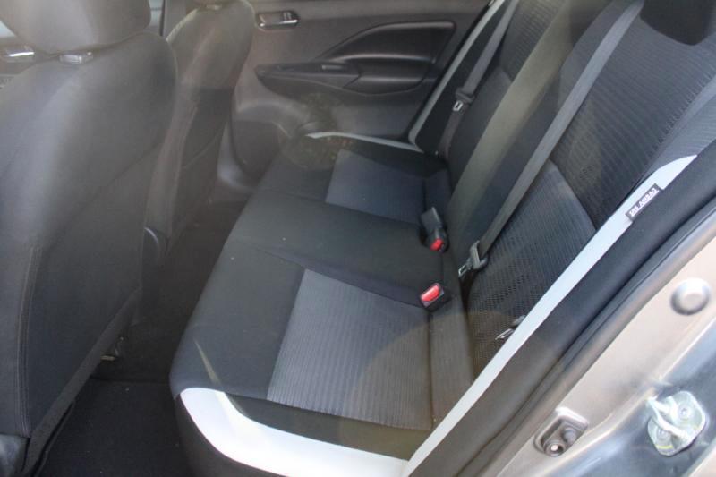 Nissan Versa SV 2020