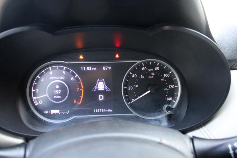 Nissan Versa SV 2020