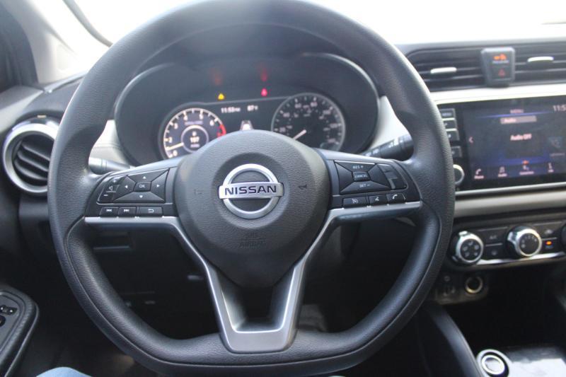 Nissan Versa SV 2020