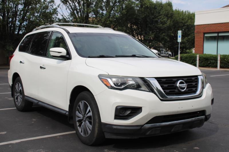 Nissan Pathfinder Platinum 2WD 2017