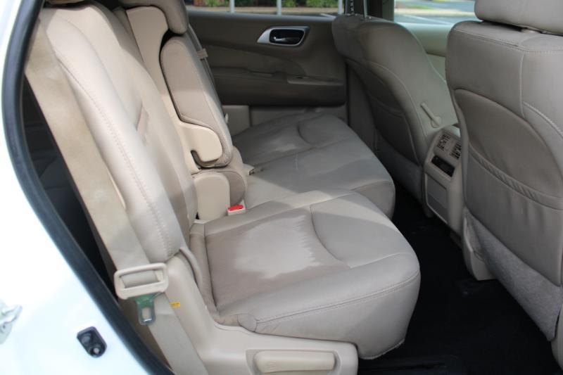 Nissan Pathfinder Platinum 2WD 2017