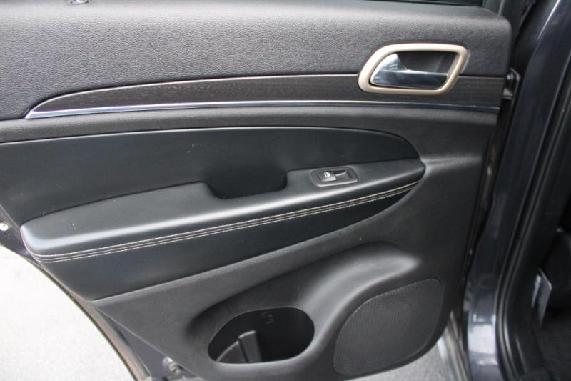 Jeep Grand Cherokee Limited 4WD 2015