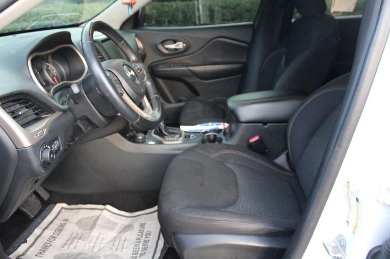 Jeep Cherokee Latitude 4WD 2016