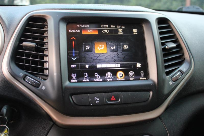Jeep Cherokee Latitude 4WD 2016