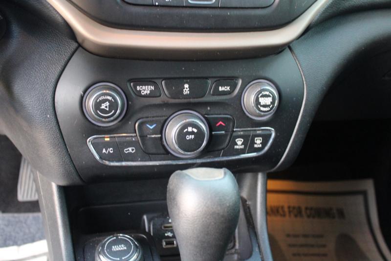 Jeep Cherokee Latitude 4WD 2016