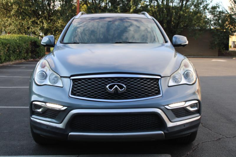 Infiniti QX50 Base RWD 2017