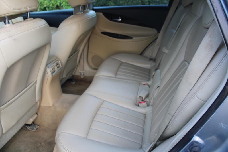 Infiniti QX50 Base RWD 2017