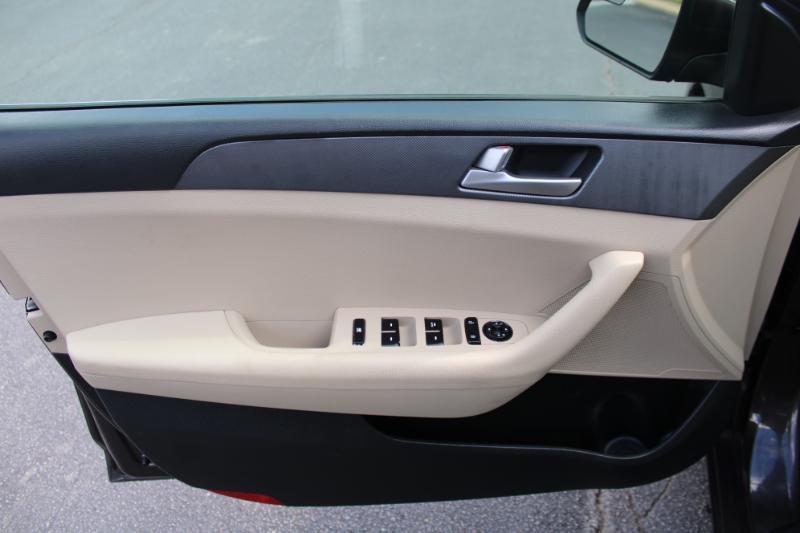 Hyundai Sonata SE 2016