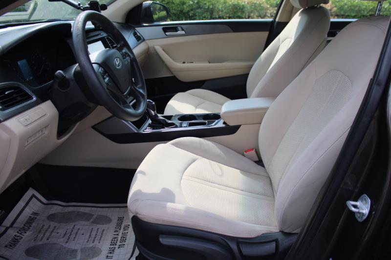 Hyundai Sonata SE 2016