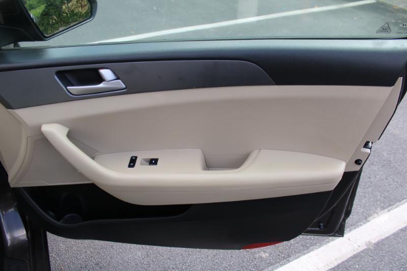 Hyundai Sonata SE 2016
