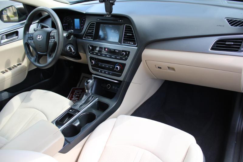 Hyundai Sonata SE 2016