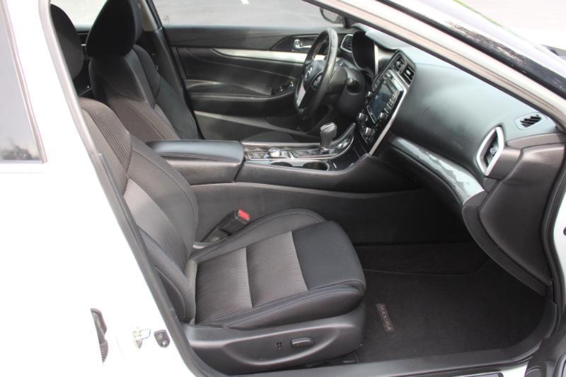 Nissan Maxima 3.5 S 2017