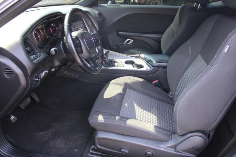 Dodge Challenger SXT 2023