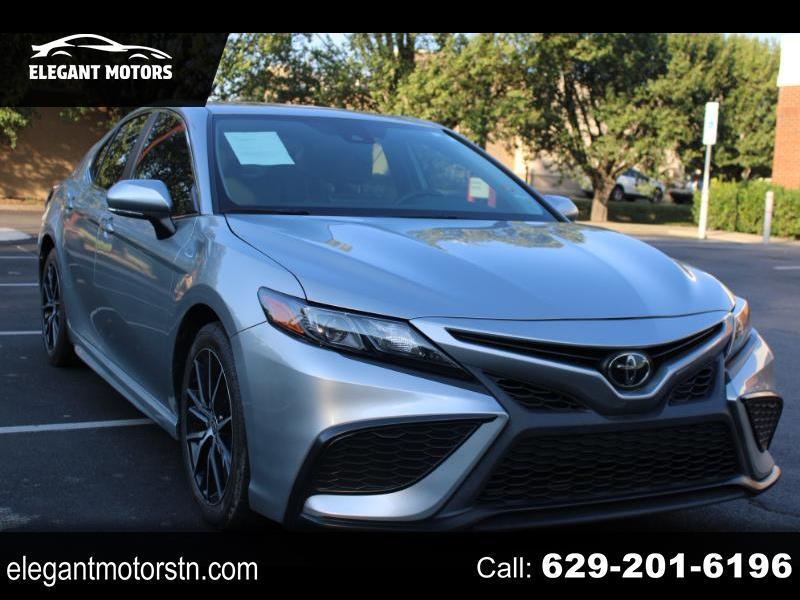 Toyota Camry SE 2024