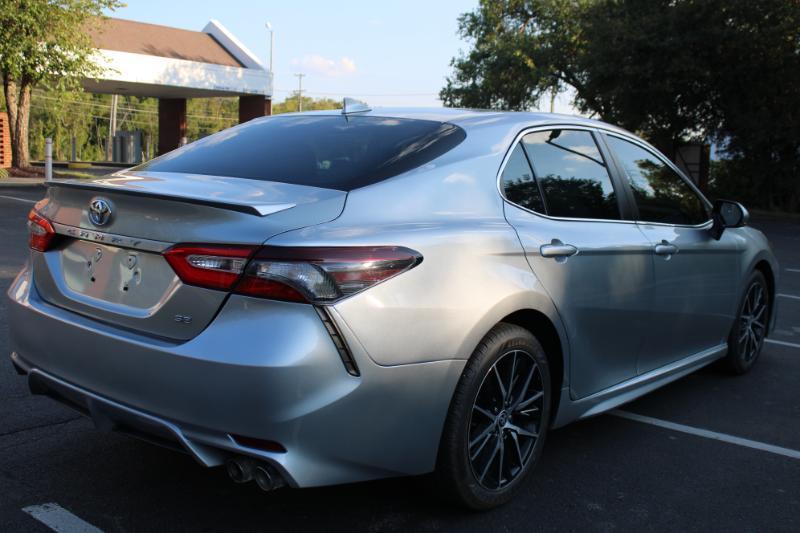 Toyota Camry SE 2024