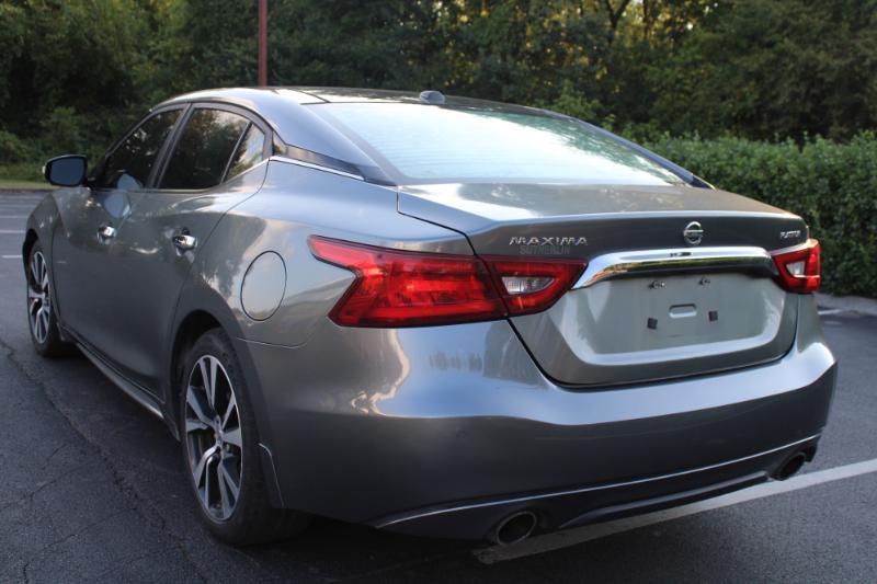 Nissan Maxima Platinum 2016