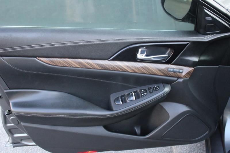 Nissan Maxima Platinum 2016