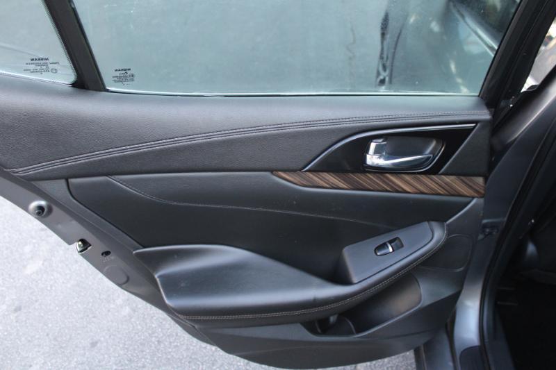 Nissan Maxima Platinum 2016
