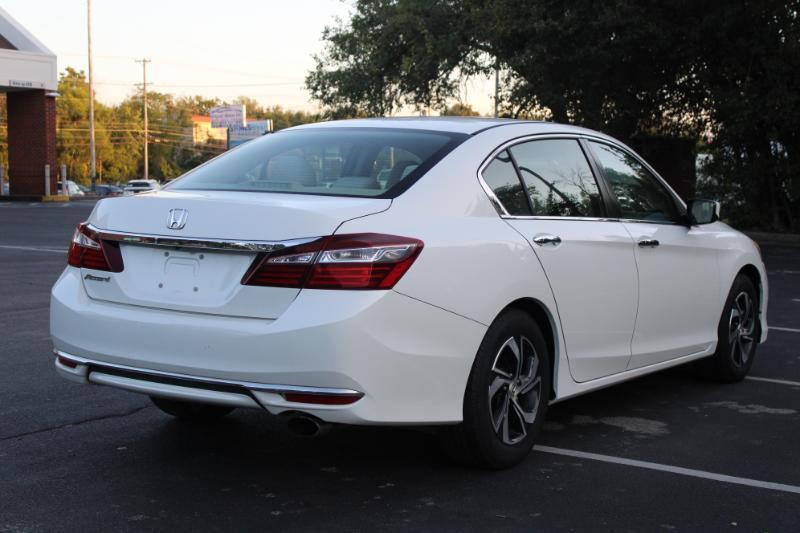 Honda Accord LX Sedan CVT 2017