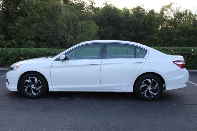 Honda Accord LX Sedan CVT 2017