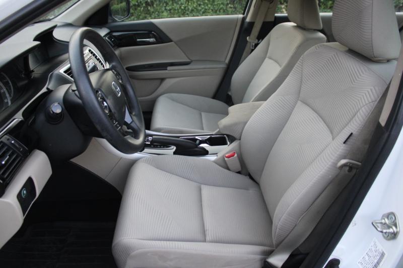 Honda Accord LX Sedan CVT 2017