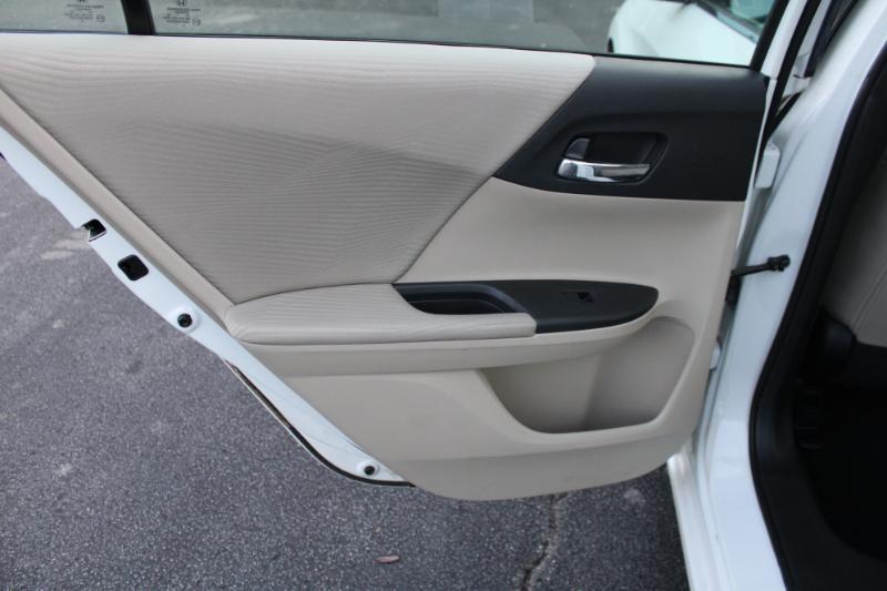 Honda Accord LX Sedan CVT 2017