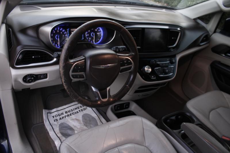 Chrysler Pacifica Touring-L 2017