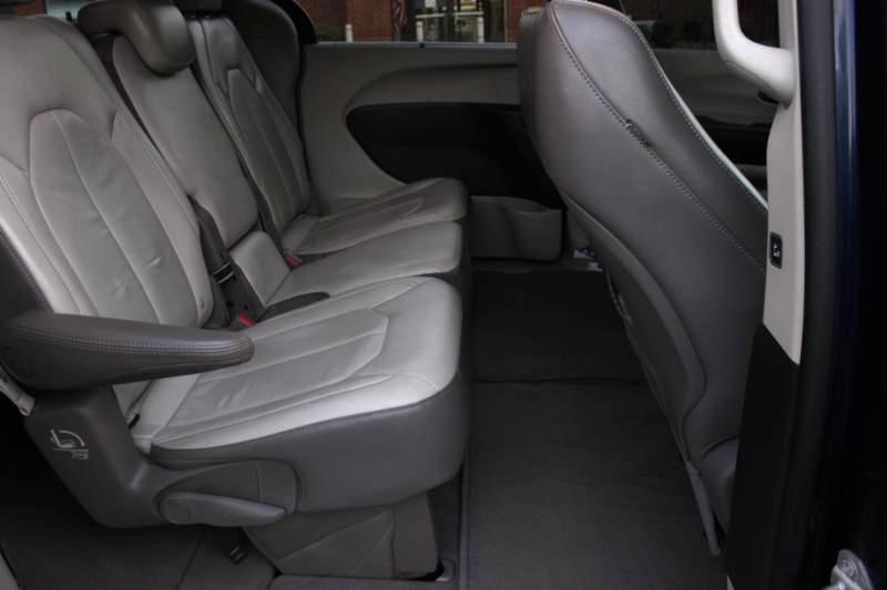 Chrysler Pacifica Touring-L 2017