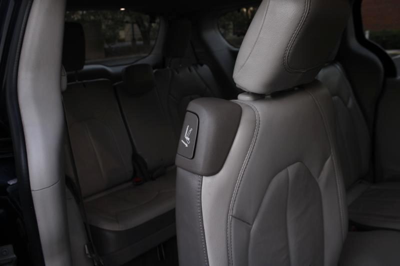 Chrysler Pacifica Touring-L 2017