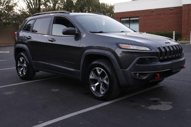 Jeep Cherokee Latitude Plus 4WD 2019
