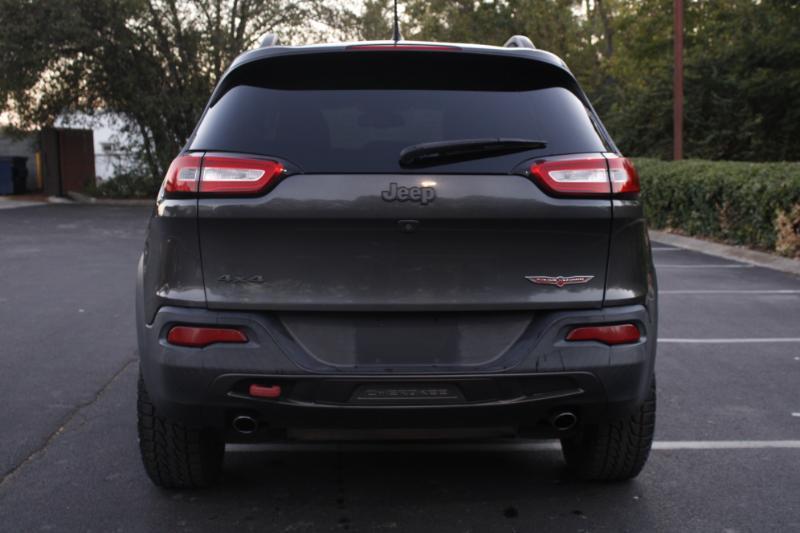 Jeep Cherokee Latitude Plus 4WD 2019