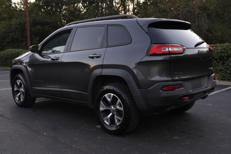 Jeep Cherokee Latitude Plus 4WD 2019