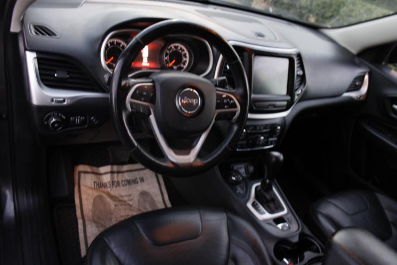 Jeep Cherokee Latitude Plus 4WD 2019