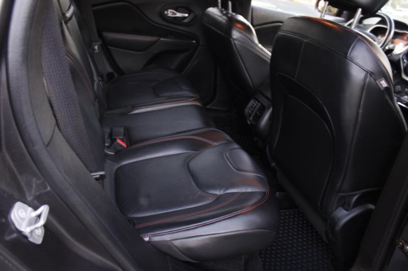 Jeep Cherokee Latitude Plus 4WD 2019