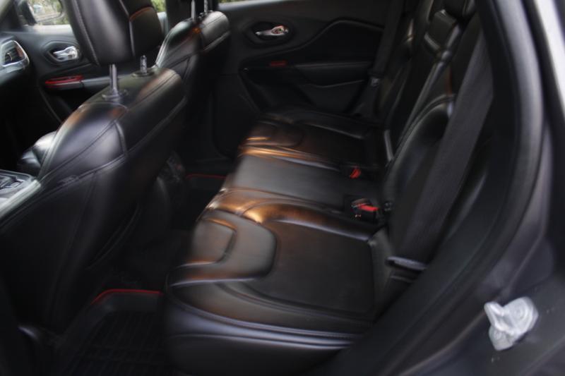 Jeep Cherokee Latitude Plus 4WD 2019