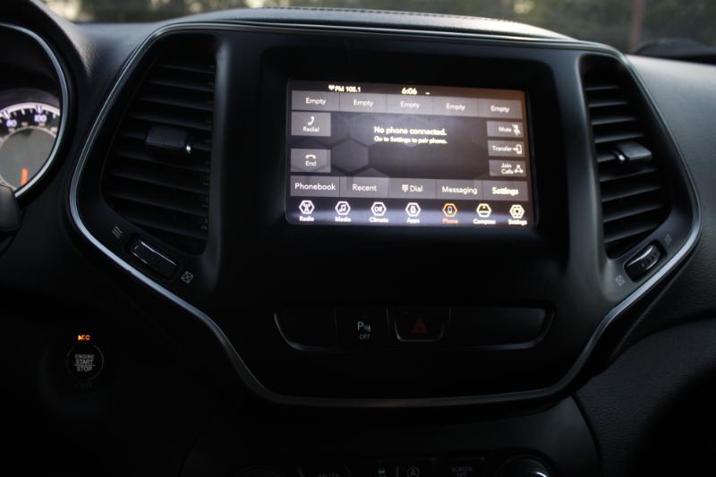 Jeep Cherokee Latitude Plus 4WD 2019
