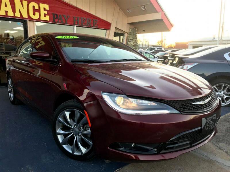 2015 Chrysler 200 S