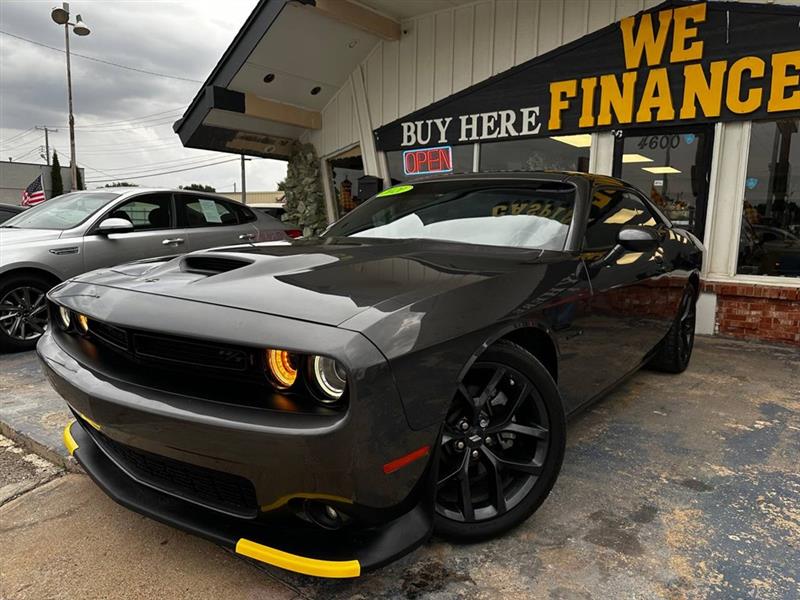 Dodge Challenger  2021