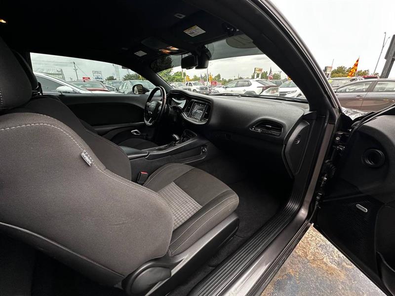 Dodge Challenger  2021