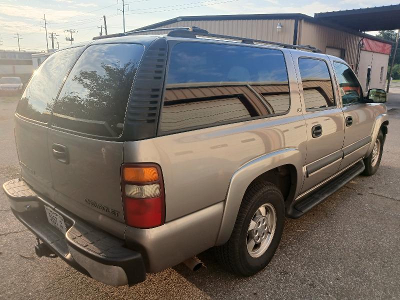 Chevrolet Suburban  2002