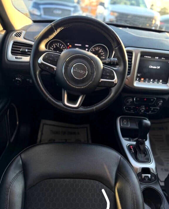 Jeep Compass Latitude FWD 2019