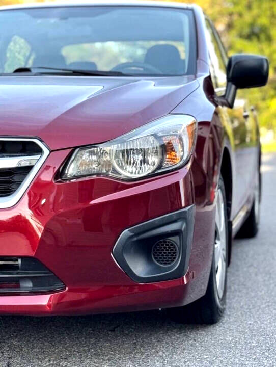 Subaru Impreza Base 4-Door 2012