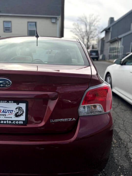Subaru Impreza Base 4-Door 2012