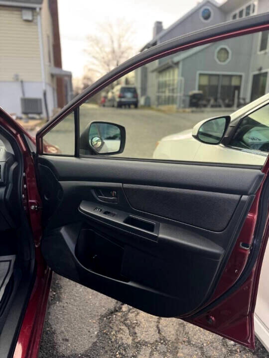 Subaru Impreza Base 4-Door 2012