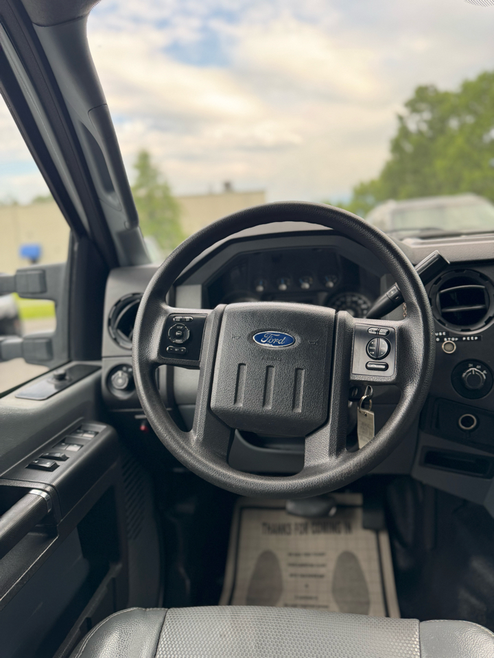 Ford F-250 SD XLT Crew Cab Long Bed 4WD 2013
