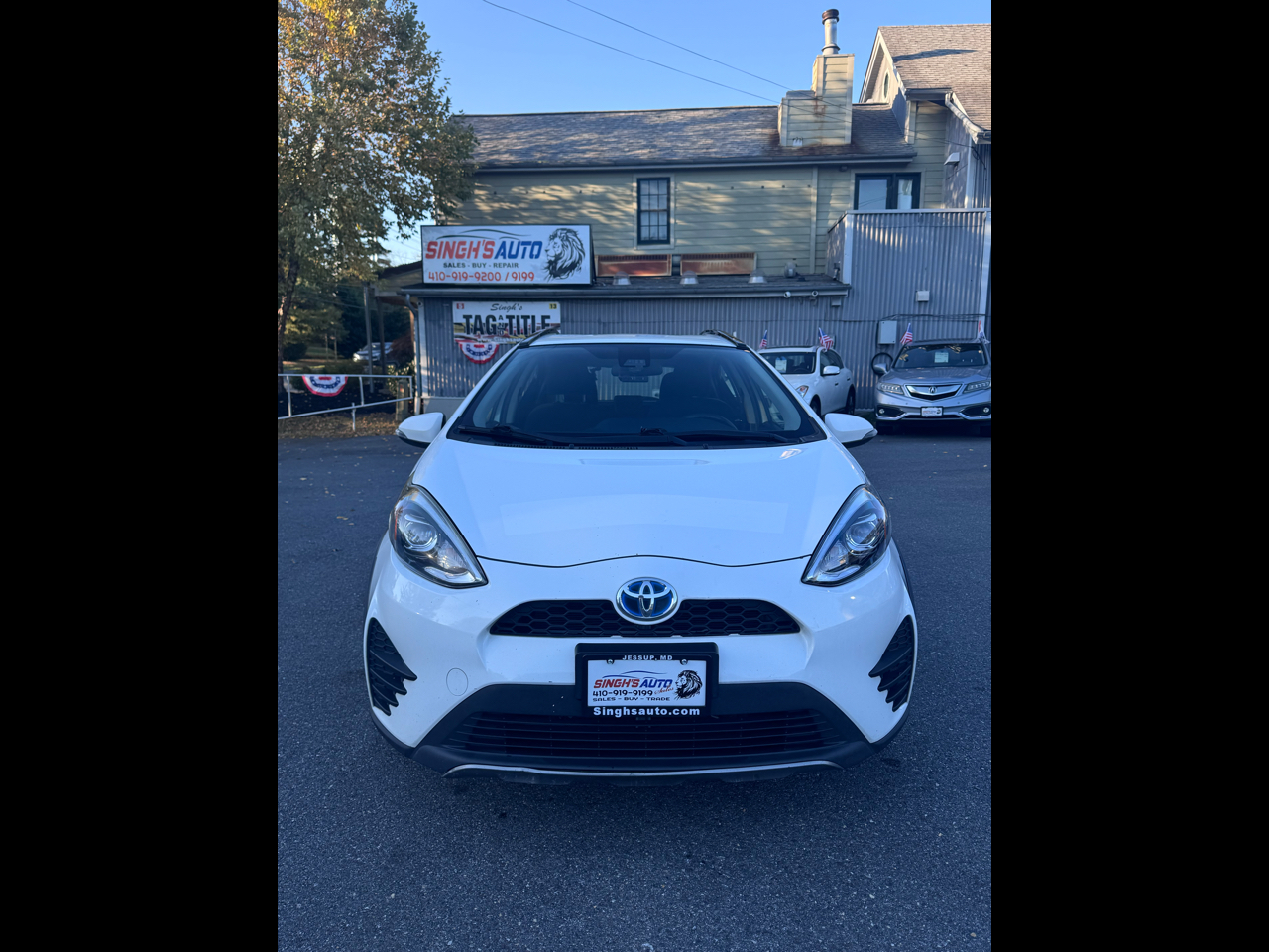 2018 Toyota Prius c Four